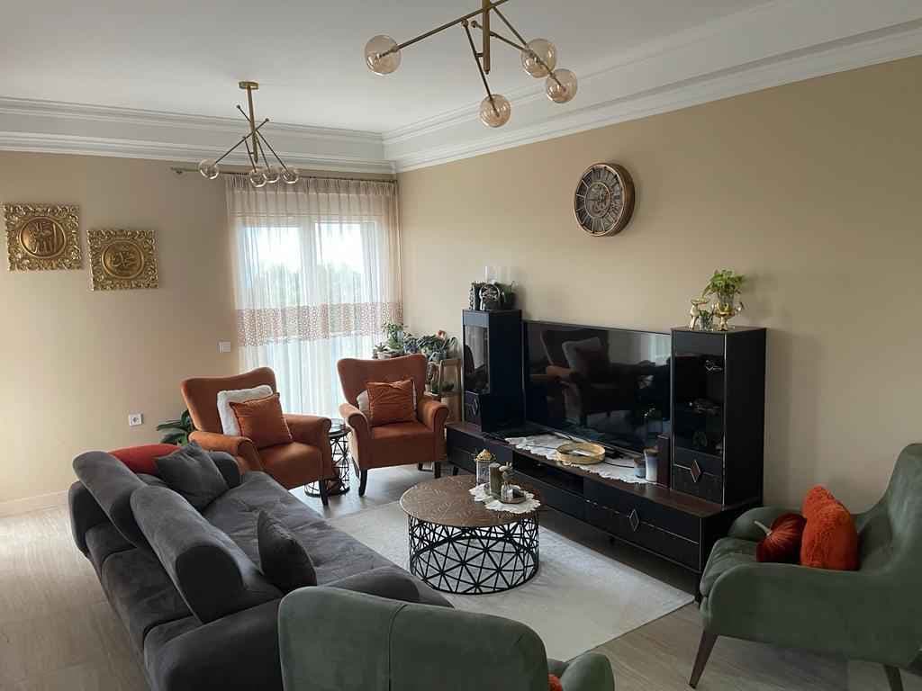 Štvorspálňový apartmán v novostavbe v Bare