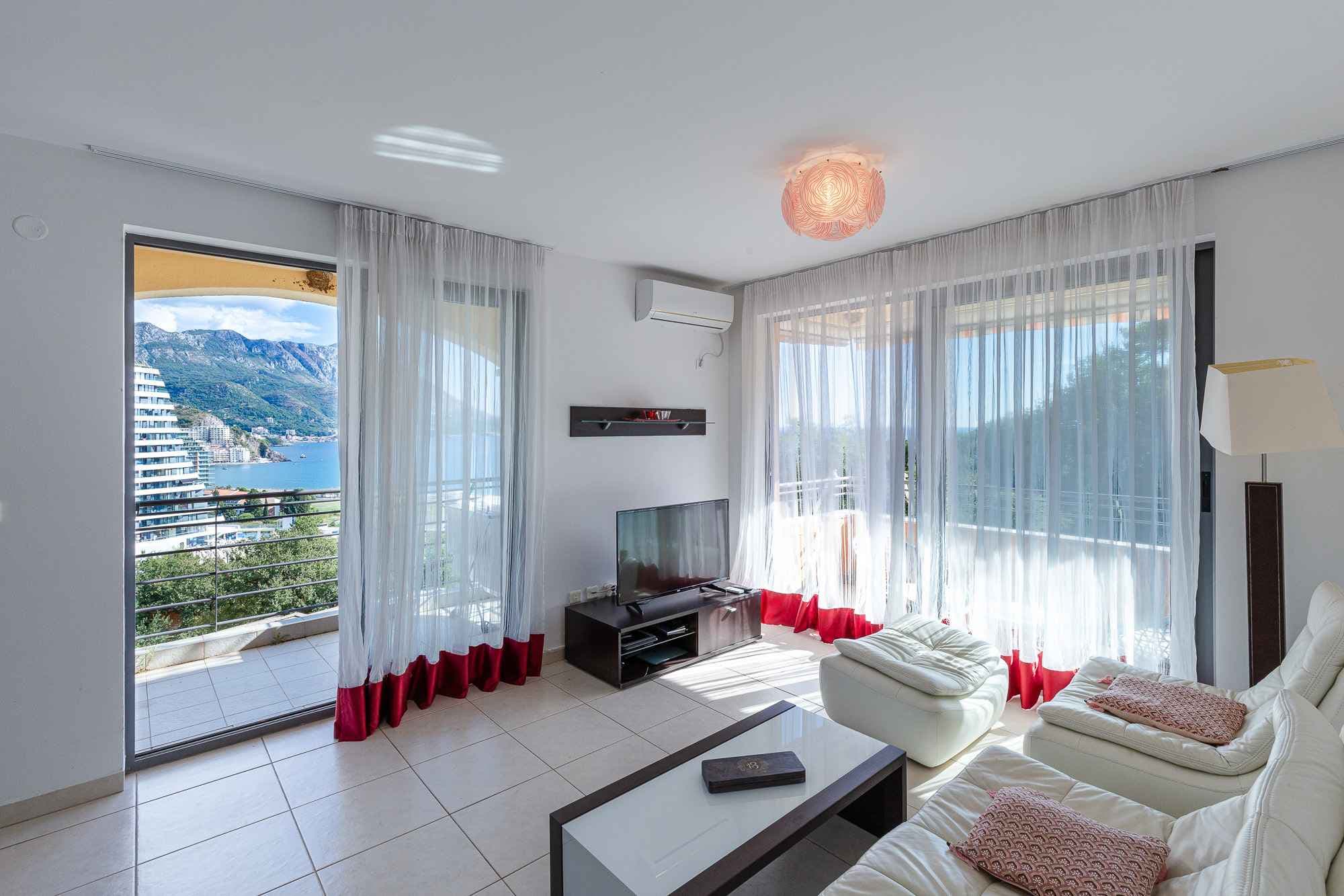Ideal apartments for holidays and investments in Becici