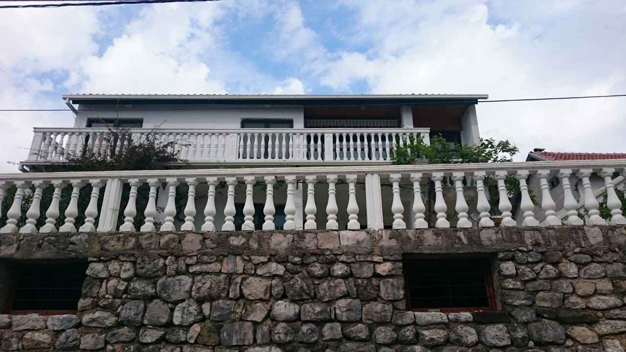 Fully Furnished Threey Storey House In Dobre Vode