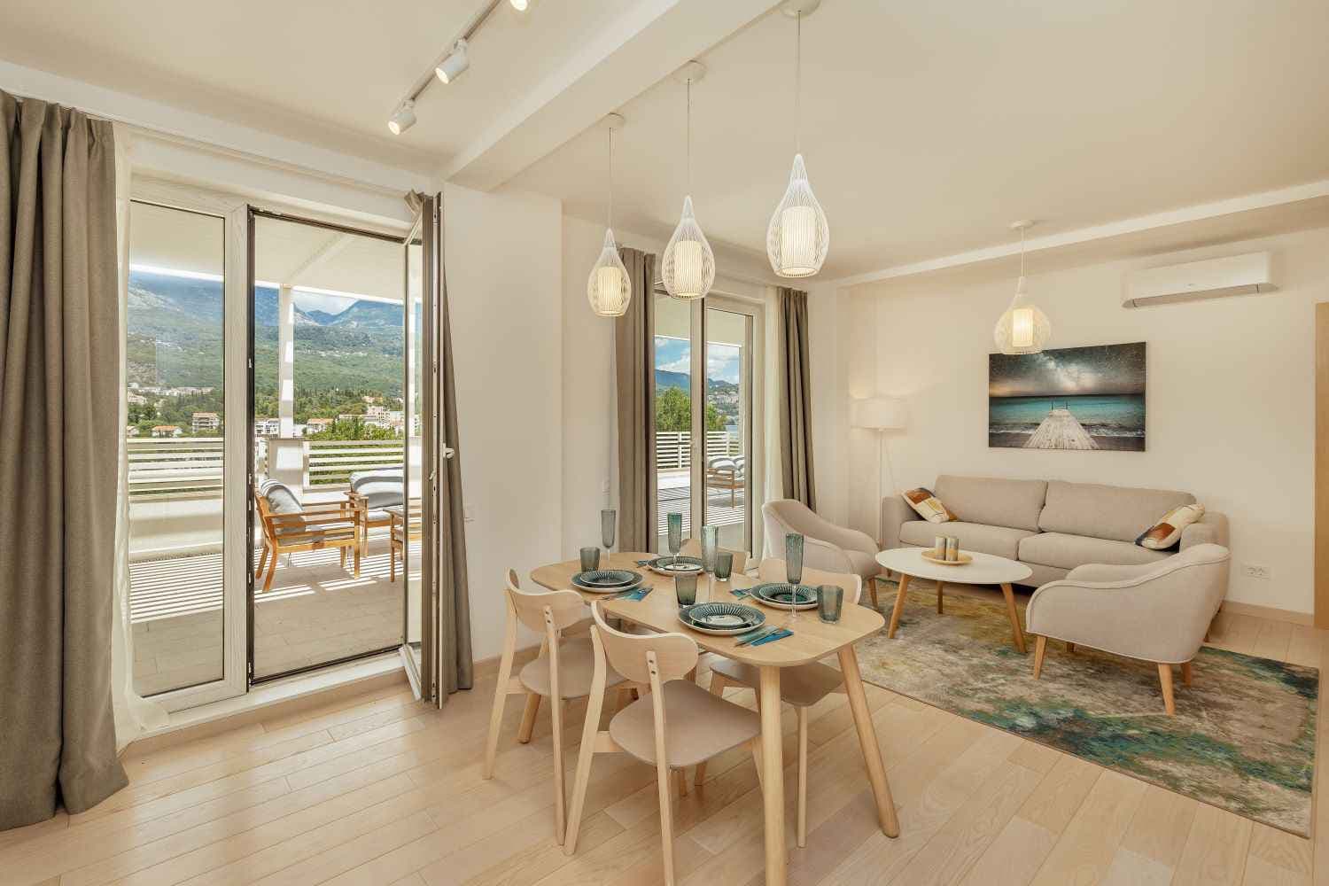 Apartments in new residential complex in Igalo