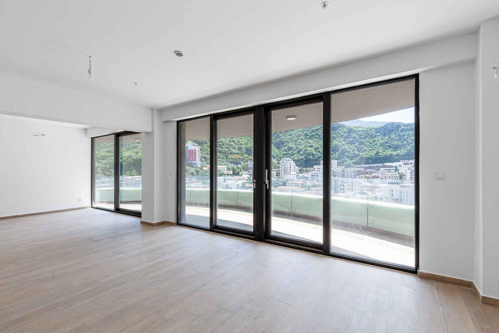 Apartment in Rafailovići, with a total area of 127 m² plus a 13 m² terrace.